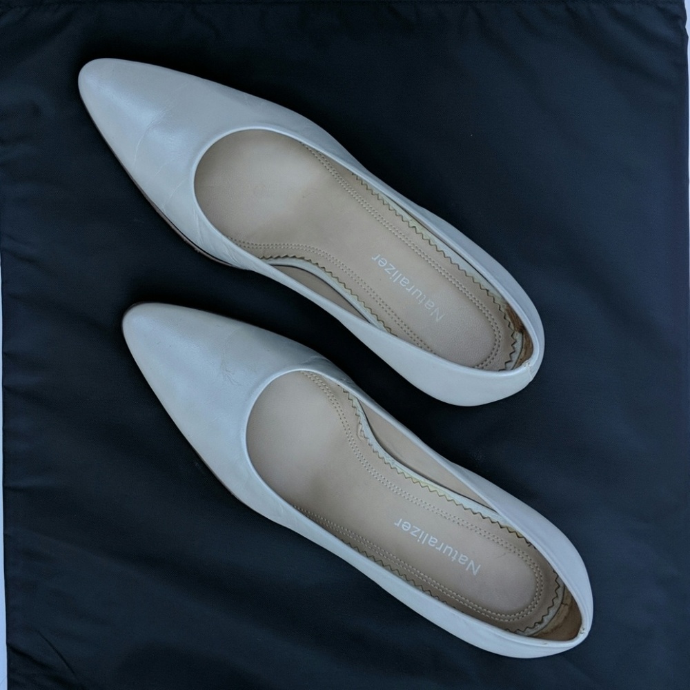 Classic Leather Pumps